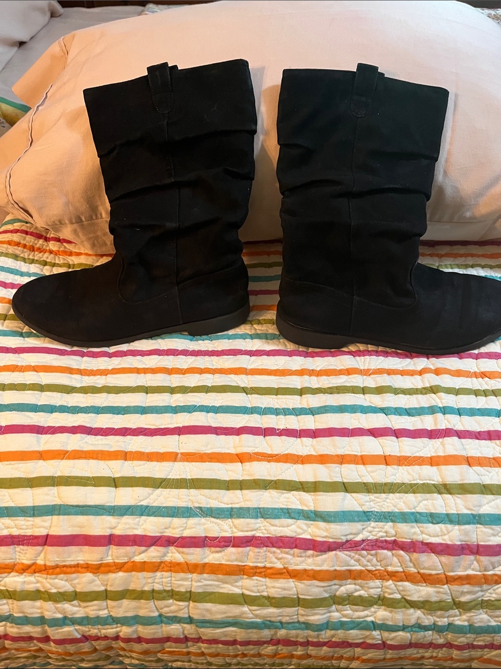 Girls black faux suede boots with ankle zippers